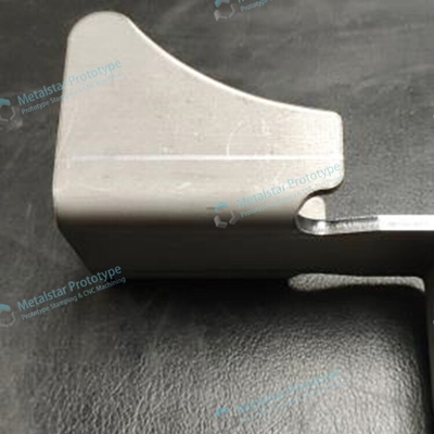 Prototypes de flexion rapide de tôle utilisés pour les véhicules