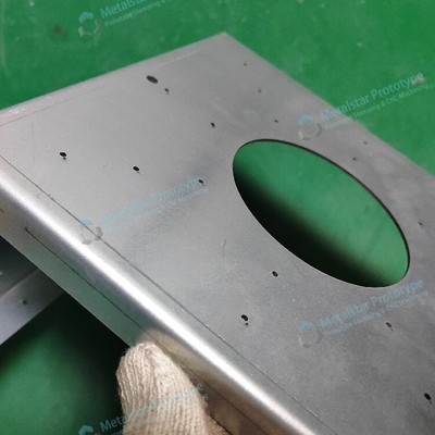Services de prototypage de tôle courbée de qualité rapide / prototypes de pièces métalliques