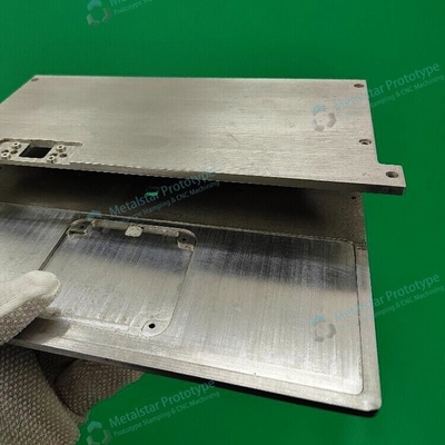 Traitement sur mesure de prototypes d'aluminium CNC 7075-T651 pour automobile